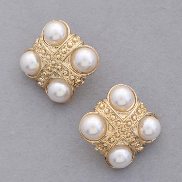 PEARL CRISS CROSS METAL EARRING