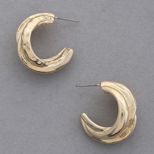 METAL OPEN HOOP EARRING