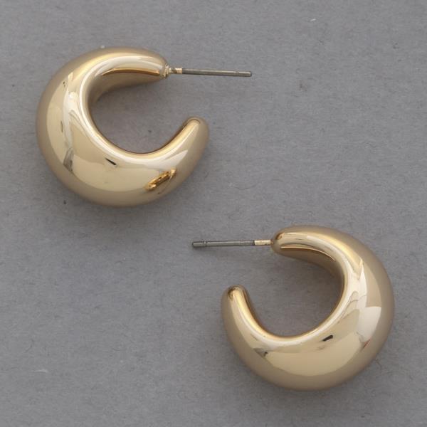 PUFFY HOOP METAL EARRING