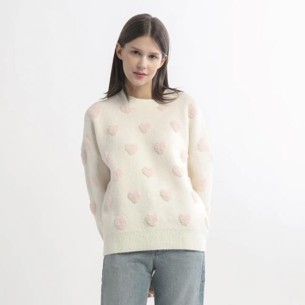 FUZZY HEART SWEATER