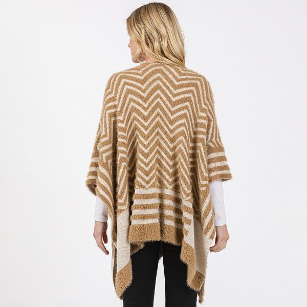 FUZZY CHEVRON PATTERN RUANA