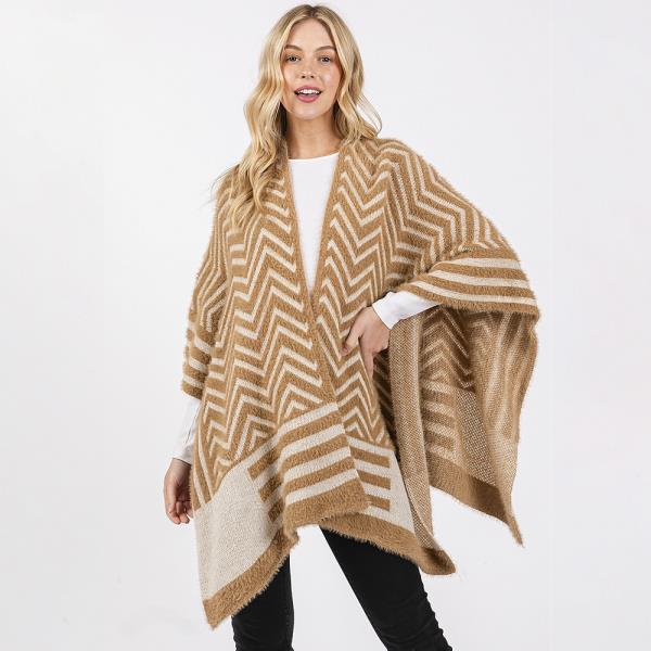 FUZZY CHEVRON PATTERN RUANA