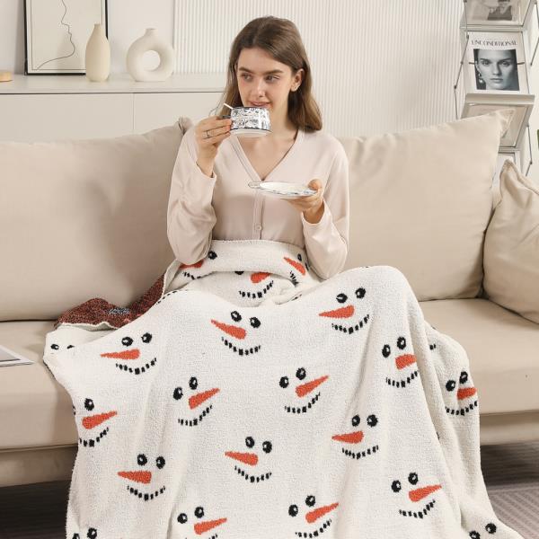 CHRISTMAS LUXURY SOFT THROW BLANKET