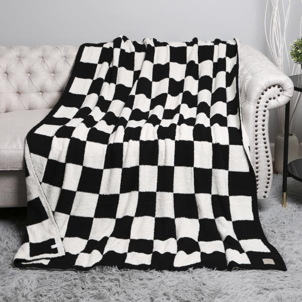 CHECKERED REVERSIBLE THROW BLANKET