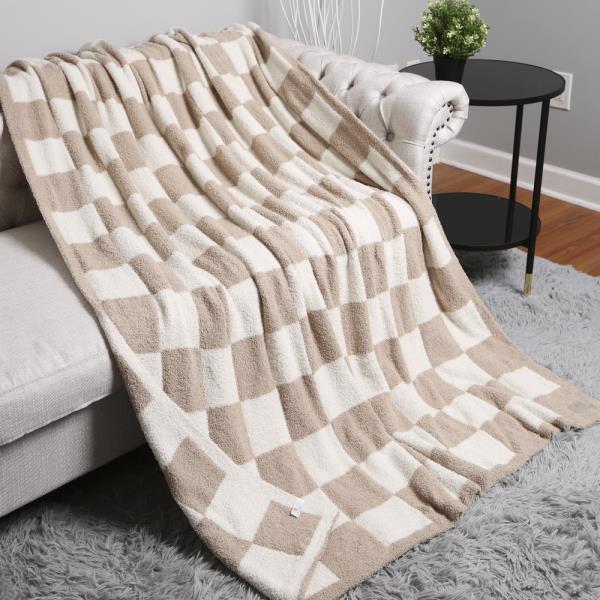 CHECKERED REVERSIBLE THROW BLANKET