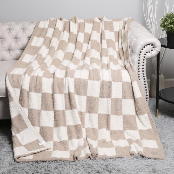 CHECKERED REVERSIBLE THROW BLANKET