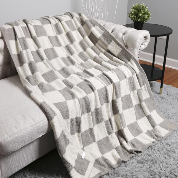 CHECKERED REVERSIBLE THROW BLANKET
