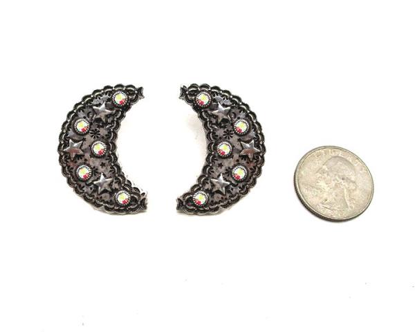 WESTERN STYLE MOON EARRING