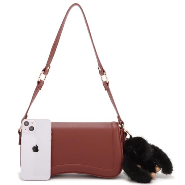 SMOOTH CURVED CROSSBODY BAG W DOLL KEYCHAIN