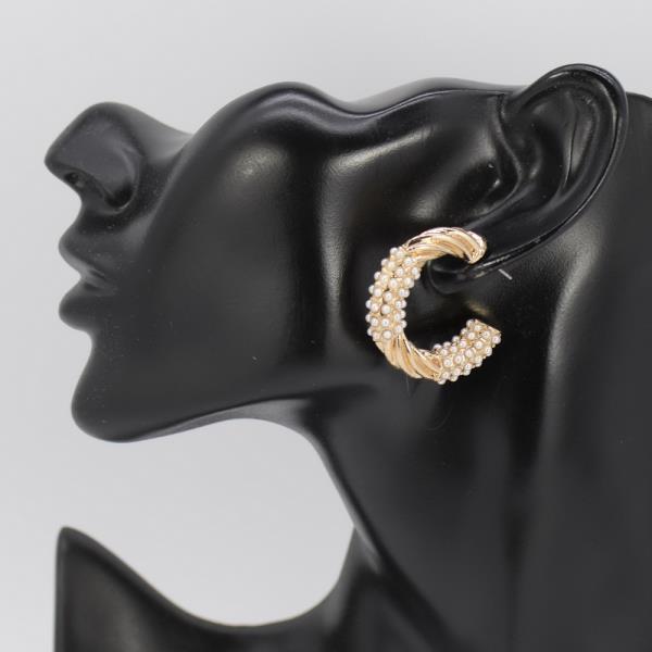 METAL PEARL C HOOP EARRING