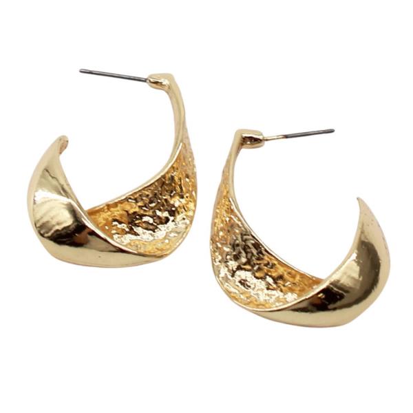 METAL TWIST OPEN C HOOP EARRING