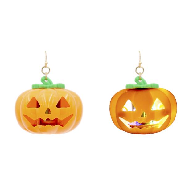 HALLOWEEN PUMPKIN LIGHT ON DANGLE EARRING