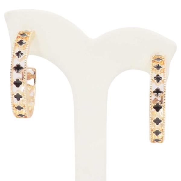 CLOVER C HOOP EARRING