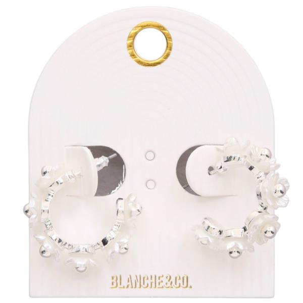 FLOWER C HOOP EARRING