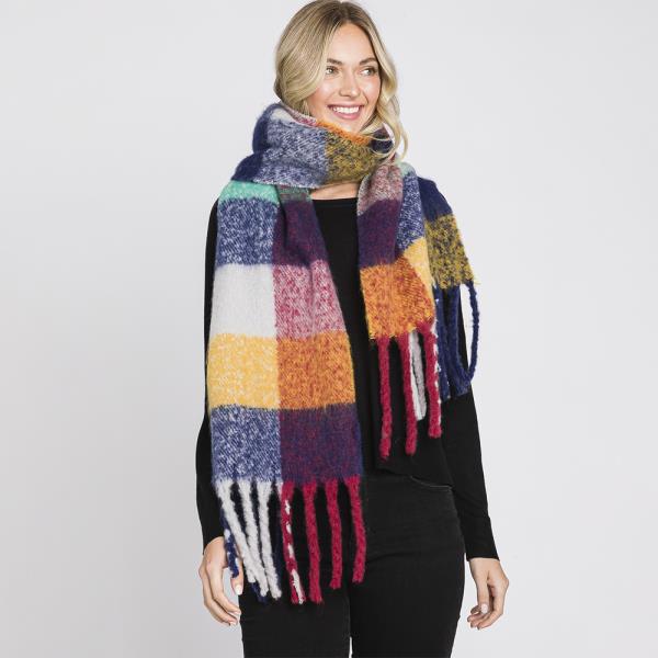 MULTI COLOR PLAID SCARF W/FRINGE