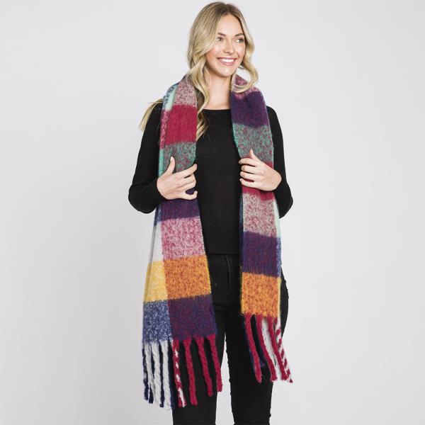 MULTI COLOR PLAID SCARF W/FRINGE