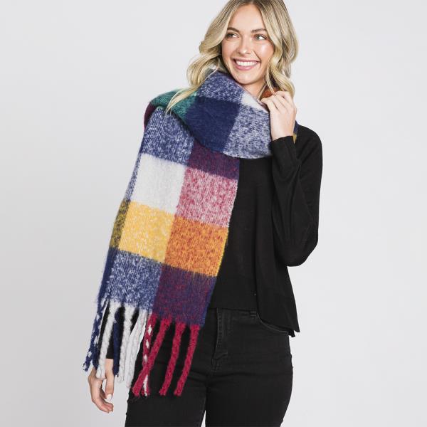 MULTI COLOR PLAID SCARF W/FRINGE