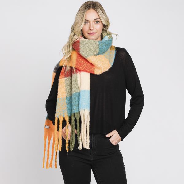 MULTI COLOR PLAID SCARF W/FRINGE