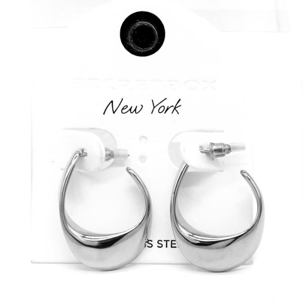 SECRET BOX STAINLESS STEEL HOOP EARRING