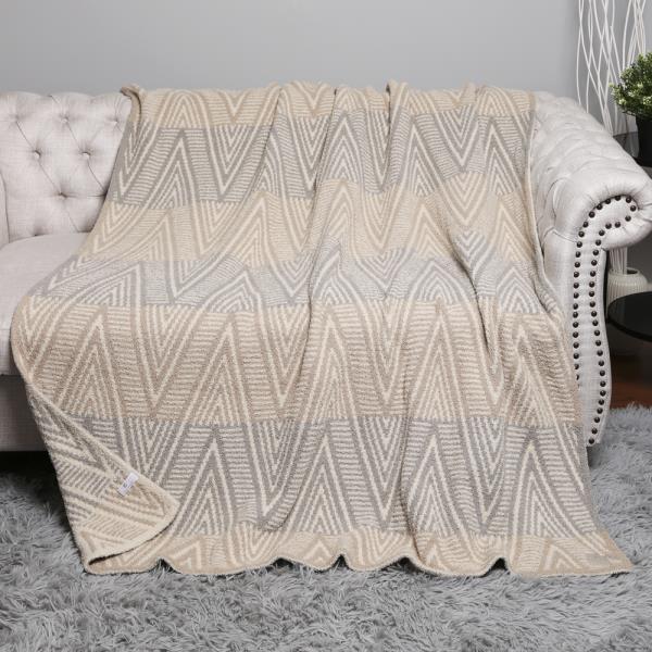 CHEVRON THROW BLANKET