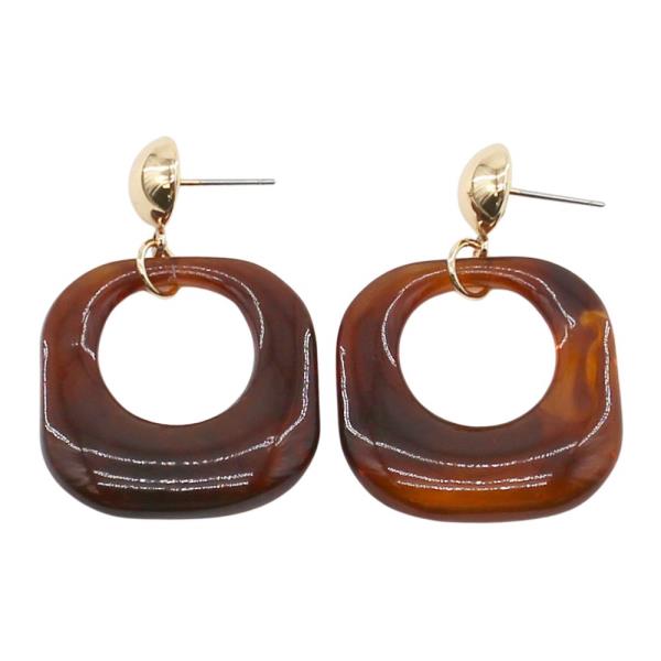 ACETATE SQUARE DANGLE EARRING