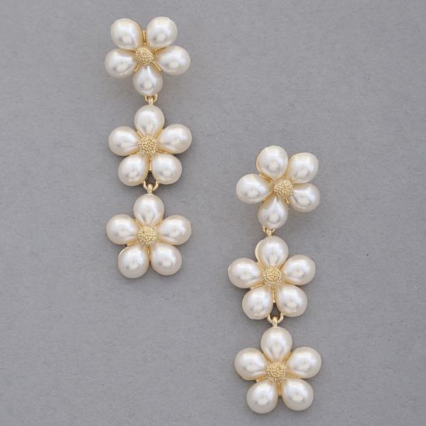 TRIPLE FLOWER PEARL BEAD DANGLE EARRING