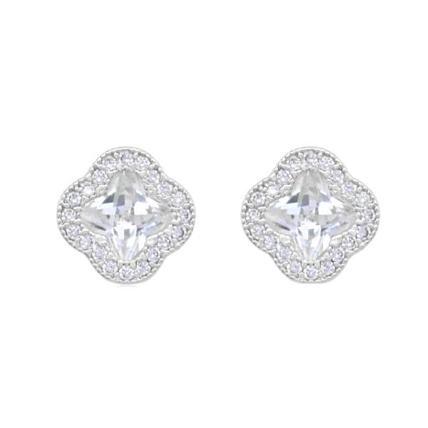 CLOVER CZ EARRING