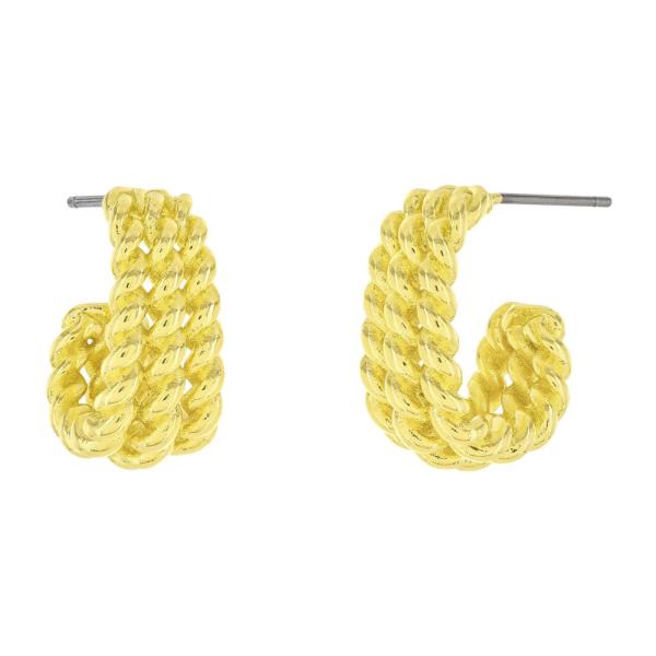 3 LINE TWIST OPEN HOOP EARRING