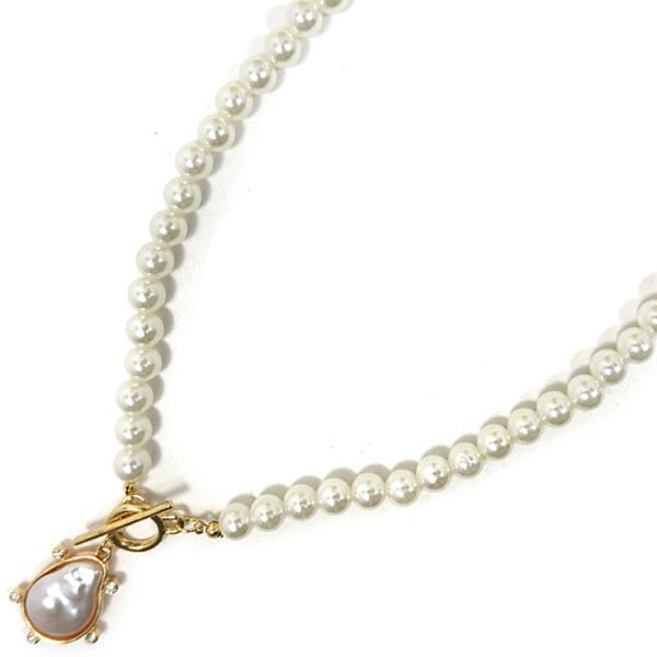 PEARL LINE TOGGLE CLASP PENDANT NECKLACE