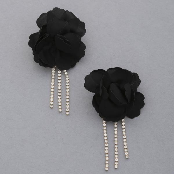 SODAJO FLOWER RHINESTONE CHAIN DANGLE EARRING