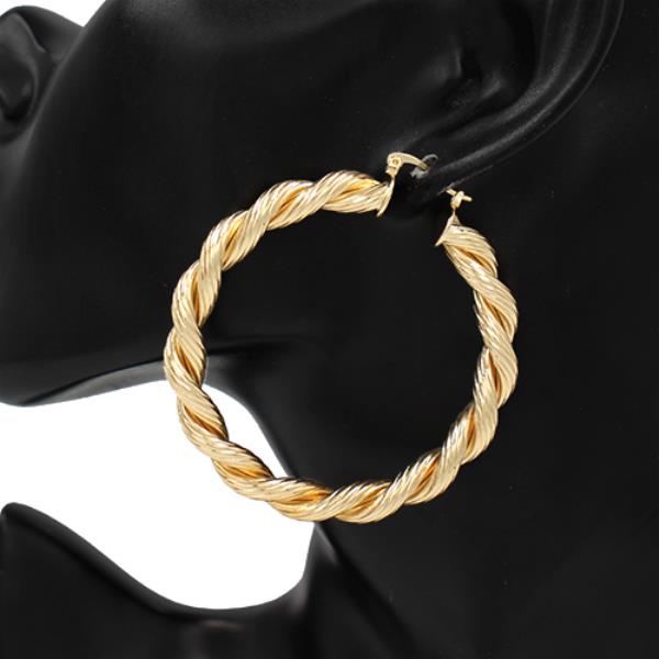 TWIST METAL HOOP EARRING