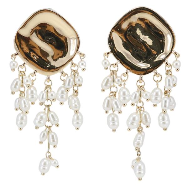 METAL PEARL CHANDELIER DROP EARRING