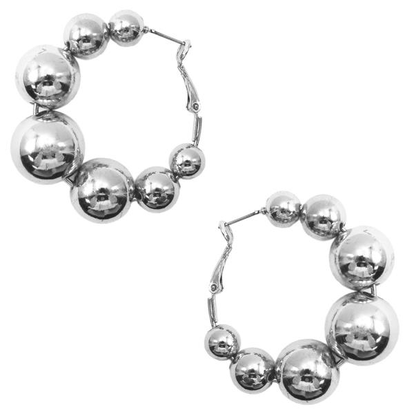 METAL BALL HOOP EARRING