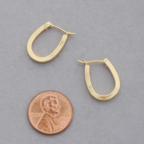 14K GOLD DIPPED OVAL METAL HOOP EARRING