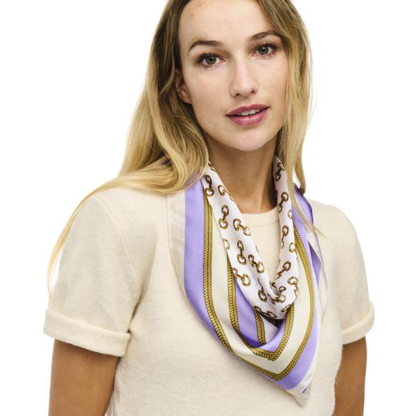 SILKY SQUARE NECK SCARF