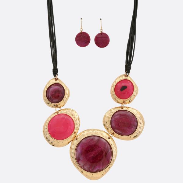 ANIMAL PRINT ROUND METAL LINK NECKLACE