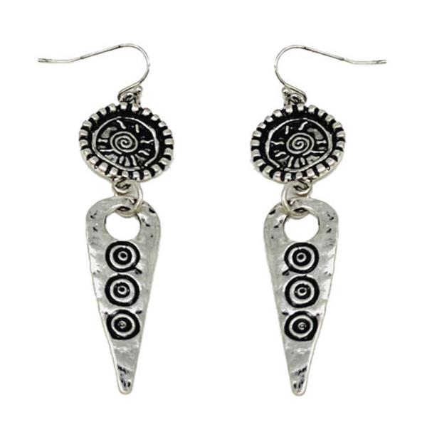 WESTERN STYLE DANGLE EARRING