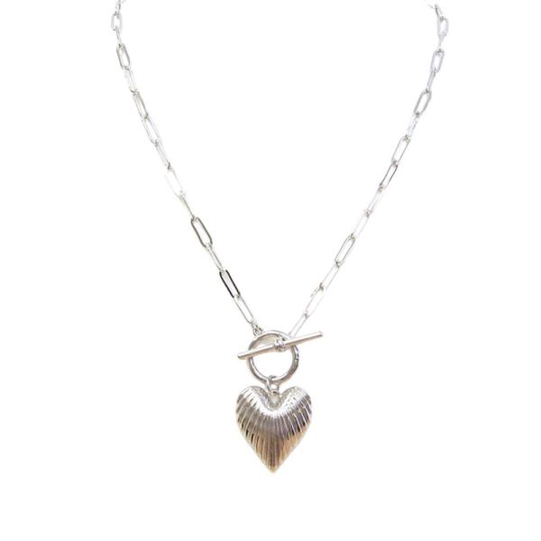 HEART PENDANT TOGGLE CLASP NECKLACE