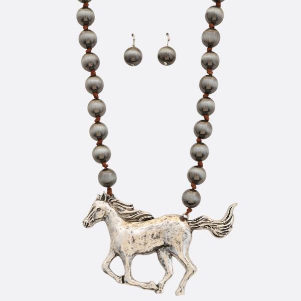 WESTERN STYLE HORSE PENDANT BALL BEAD NECKLACE