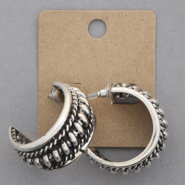 WESTERN STYLE OPEN HOOP EARRING