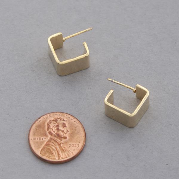 14K GOLD DIPPED OPEN SQUARE METAL EARRING