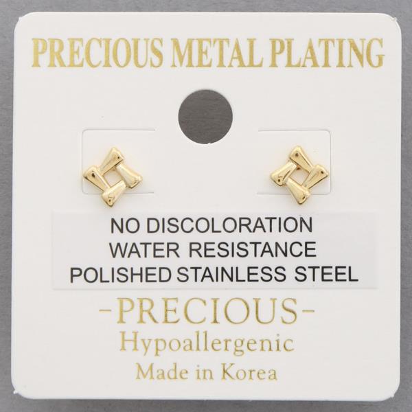 PRECIOUS METAL PLATING SQUARE METAL EARRING