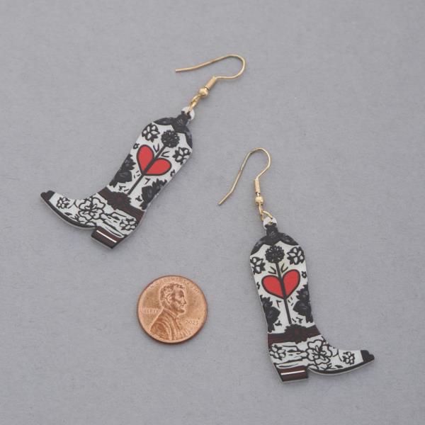 WESTERN STYLE BOOTS DANGLE EARRING