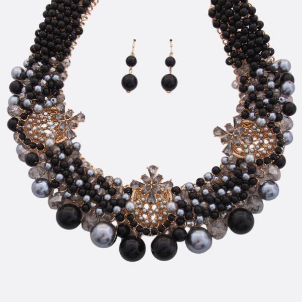 RHINESTONE PEARL BEAD CHUNKY NECKLACE