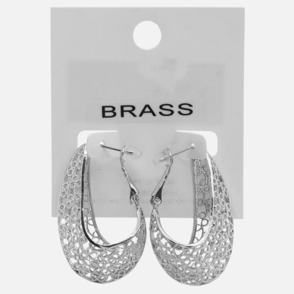 OPEN OVAL WIRE METAL EARRING