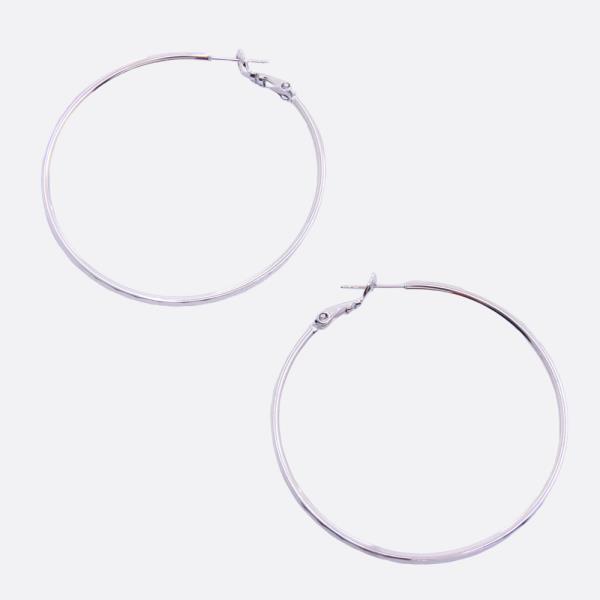 SODAJO METAL GOLD DIPPED HOOP EARRING