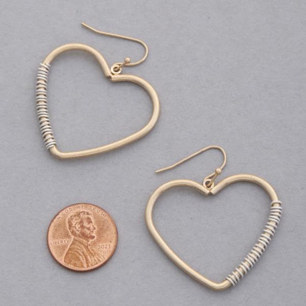 TWO TONE WIRE METAL HEART DANGLE EARRING