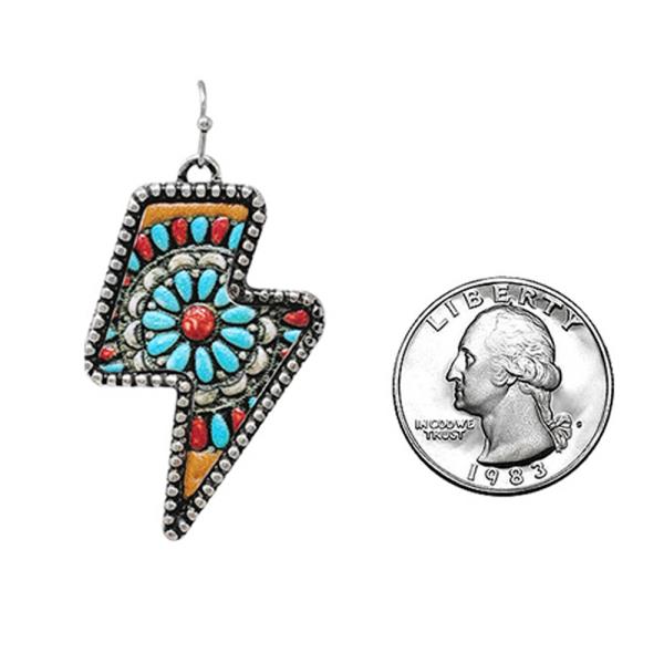 WESTERN STYLE TOOLED LEATHER LIGHTENING EARRING