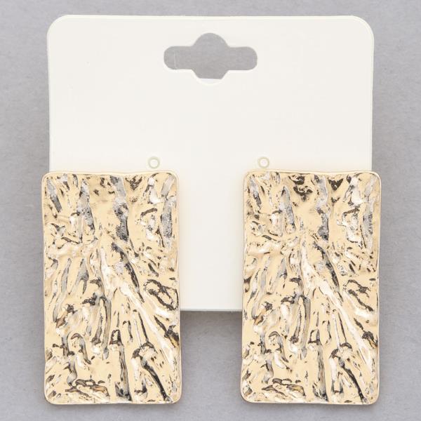 TEXTURED RECTANGLE METAL EARRING