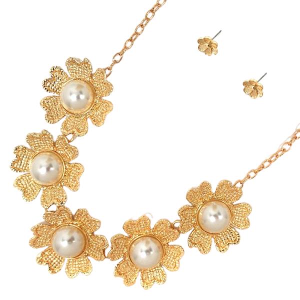 FLOWER PEARL BEAD STATION METAL NECKLACE